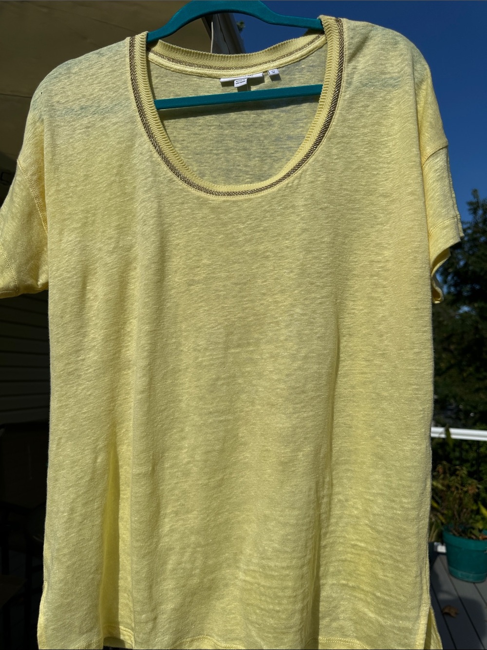 Chico's Lemon Scoop Neck Short Sleeve Tee